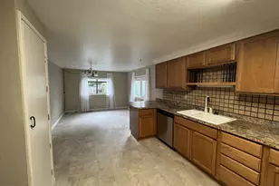 1600 Rhododendron Dr, Florence, OR 97439 - Photo 8