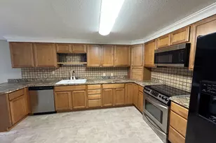 1600 Rhododendron Dr, Florence, OR 97439 - Photo 8