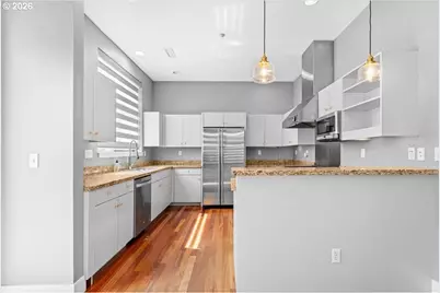 2140 NW 16th Ave, Portland, OR 97209 - Photo 6