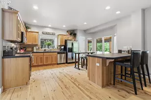 1090 N 26th Terrace, Cornelius, OR 97113 - Photo 10