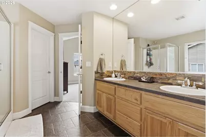 1090 N 26th Ter, Cornelius, OR 97113 - Photo 26
