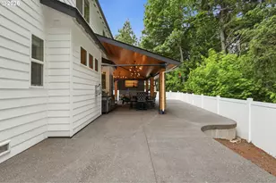 1090 N 26th Terrace, Cornelius, OR 97113 - Photo 34
