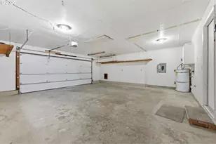 4671 Royal Ave, Eugene, OR 97402 - Photo 26