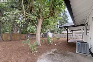 220 SW 144th Ave, Beaverton, OR 97006 - Photo 20