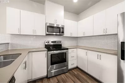 17137 SW Appledale Rd #304, Beaverton, OR 97007 - Photo 6