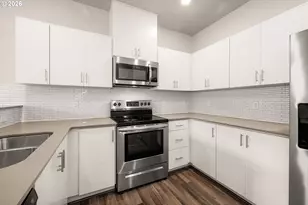 17137 SW Appledale Rd, Beaverton, OR 97007 - Photo 6