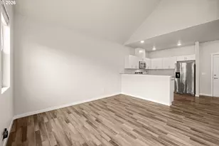 17137 SW Appledale Rd, Beaverton, OR 97007 - Photo 12