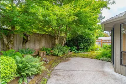 1750 Cinnamon Hill Dr SE, Salem, OR 97306 - Photo 36