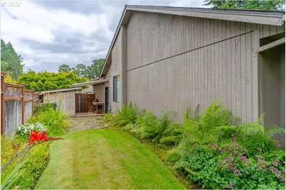 1750 Cinnamon Hill Dr SE, Salem, OR 97306 - Photo 40