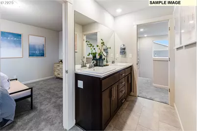 8823 SW Chokecherry Ln, Tualatin, OR 97062 - Photo 2