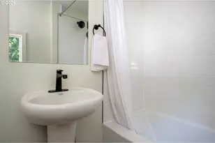 5812 SE Westfork St, Portland, OR 97206 - Photo 32