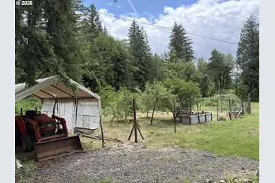 16817 Nonpareil Rd, Sutherlin, OR 97479 - Photo 14