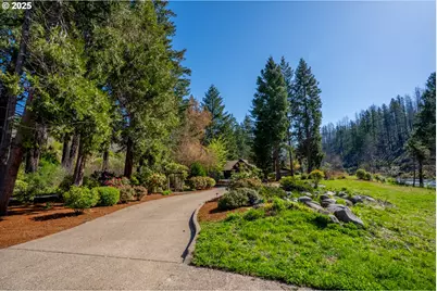 46836 McKenzie Hwy, Vida, OR 97488 - Photo 18