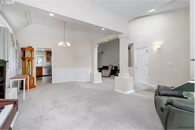 24788 E McKenzie Valley Ct, Welches, OR 97067 - Photo 10