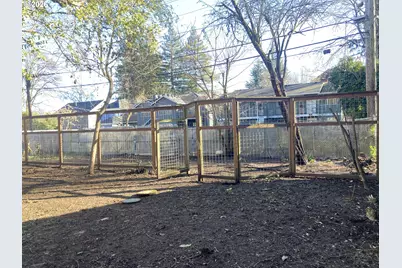 470 W Broadway, Eugene, OR 97401 - Photo 22