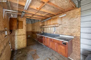 4925 SE 133rd Ave, Portland, OR 97236 - Photo 28