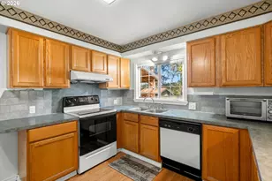 4925 SE 133rd Ave, Portland, OR 97236 - Photo 12