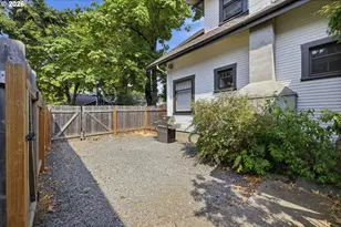 344 E 14th Ave, Eugene, OR 97401 - Photo 32