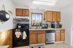 344 E 14th Ave, Eugene, OR 97401 - Photo 26