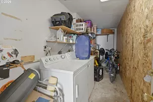 344 E 14th Ave, Eugene, OR 97401 - Photo 32