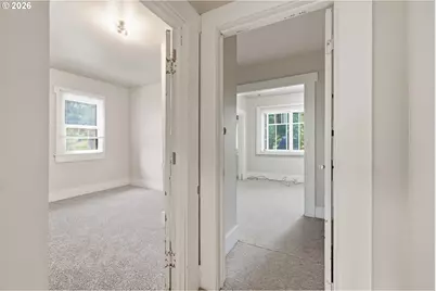 344 E 14th Ave, Eugene, OR 97401 - Photo 24