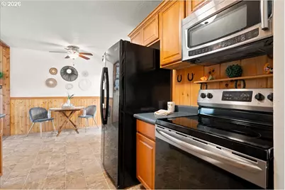 340 E Gloucester St, Gladstone, OR 97027 - Photo 14
