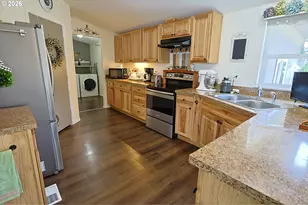 921 Stillwater Dr, Coos Bay, OR 97420 - Photo 18