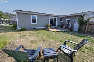 921 Stillwater Dr, Coos Bay, OR 97420 - Photo 8