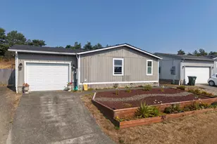921 Stillwater Dr, Coos Bay, OR 97420 - Photo 32