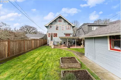 2276 SE Spruce Ave, Portland, OR 97214 - Photo 40