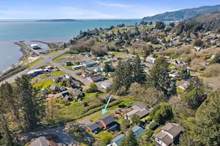 9215 6th St, Bay City, OR 97107 - Photo 28