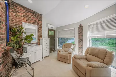 4224 SW Melville Ave, Portland, OR 97239 - Photo 14