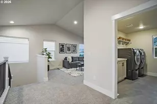 3251 Nightingale Dr, Woodburn, OR 97071 - Photo 12