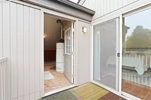 6679 Huntington Cir SE, Salem, OR 97306 - Photo 36