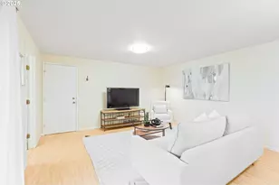 6679 Huntington Cir SE, Salem, OR 97306 - Photo 8