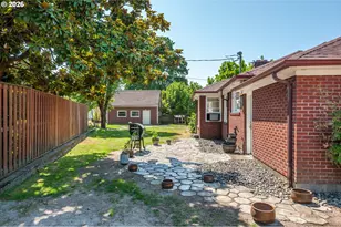 2615 Ocean Beach Hwy, Longview, WA 98632 - Photo 20