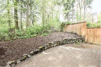 5647 NW Lark Meadow Ter, Portland, OR 97229 - Photo 44