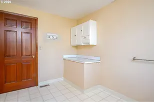 911 Huron Ct SE, Salem, OR 97302 - Photo 34