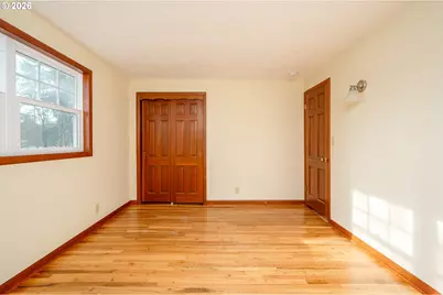 911 Huron Ct SE, Salem, OR 97302 - Photo 32