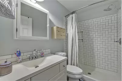 6223 N Yale St, Portland, OR 97203 - Photo 18