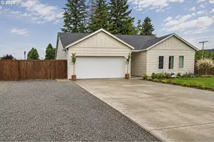 104 W McDowell Ct, Yacolt, WA 98675 - Photo 2