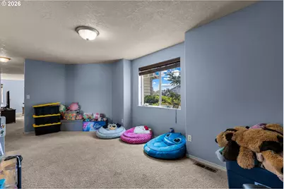 648 NE Cougar Loop, Prineville, OR 97754 - Photo 18