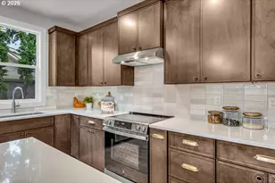 5007 SE Stark St, Portland, OR 97215 - Photo 18