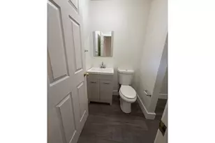 7179 SW Sagert St, Tualatin, OR 97062 - Photo 2