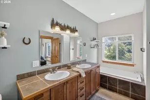 56 Pyatt Rd, White Salmon, WA 98672 - Photo 36