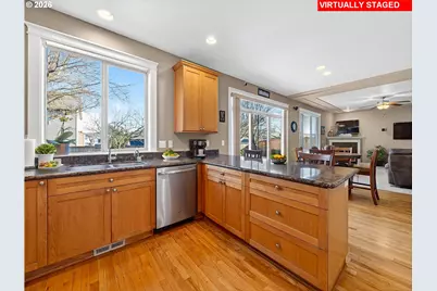 633 June Dr, Molalla, OR 97038 - Photo 4