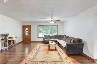 3170 Pennsylvania St, Longview, WA 98632 - Photo 8