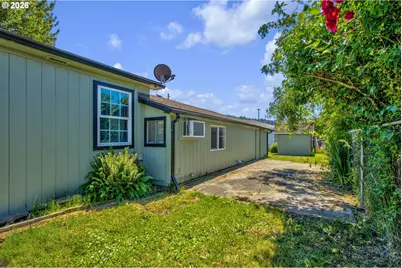 66 NW Cary St, Winston, OR 97496 - Photo 42