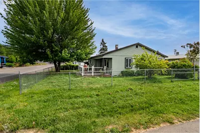 66 NW Cary St, Winston, OR 97496 - Photo 46