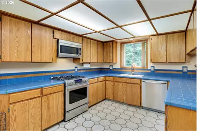 16645 NE Leander Dr, Sherwood, OR 97140 - Photo 22